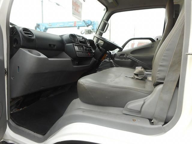 HINO DUTRO 2015 Image 31