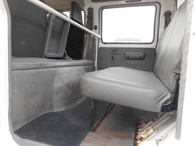 HINO DUTRO 2015 Image 31