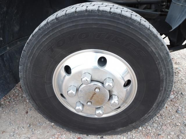 MITSUBISHI FUSOU FIGHTER 2004 Image 31