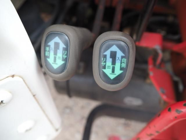 MITSUBISHI FUSOU FIGHTER 2004 Image 31