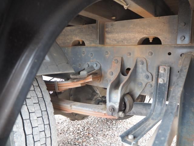 MITSUBISHI FUSOU FIGHTER 2004 Image 31