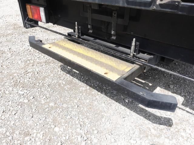 ISUZU ELF 2016 Image 31