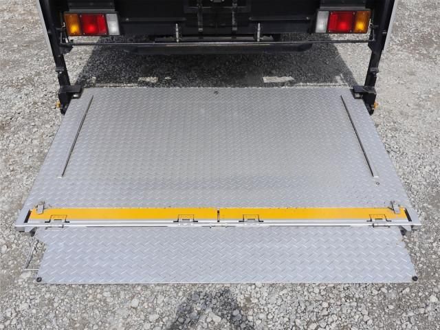 ISUZU ELF 2016 Image 31