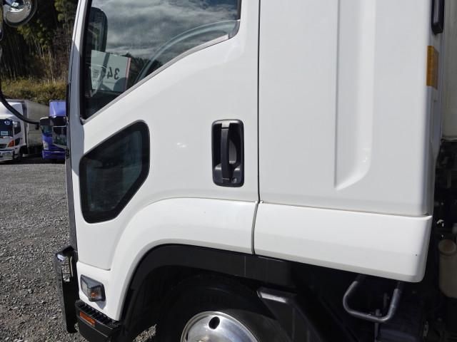 ISUZU FORWARD 2012 Image 31