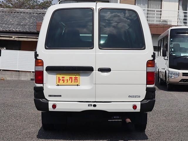 TOYOTA DYNA 2019 Image 31