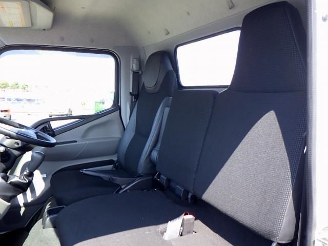 MITSUBISHI CANTER 2020 Image 31