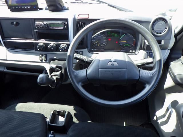 MITSUBISHI CANTER 2020 Image 31