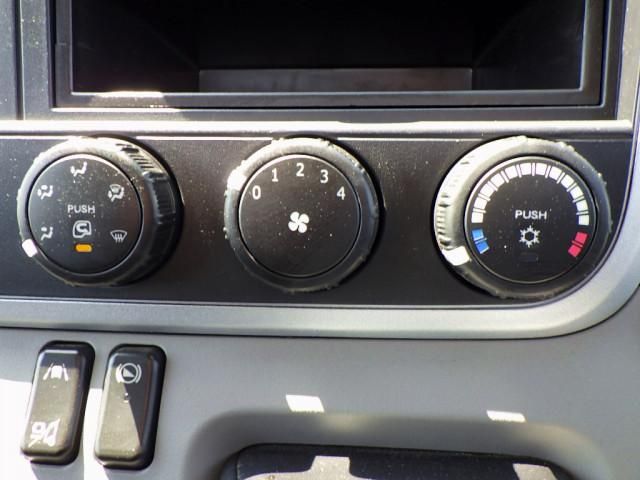 MITSUBISHI CANTER 2020 Image 31