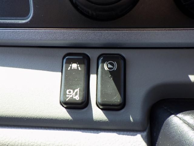 MITSUBISHI CANTER 2020 Image 31