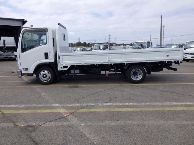 ISUZU ELF 2022 Image 31