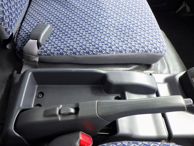 ISUZU ELF 2022 Image 31