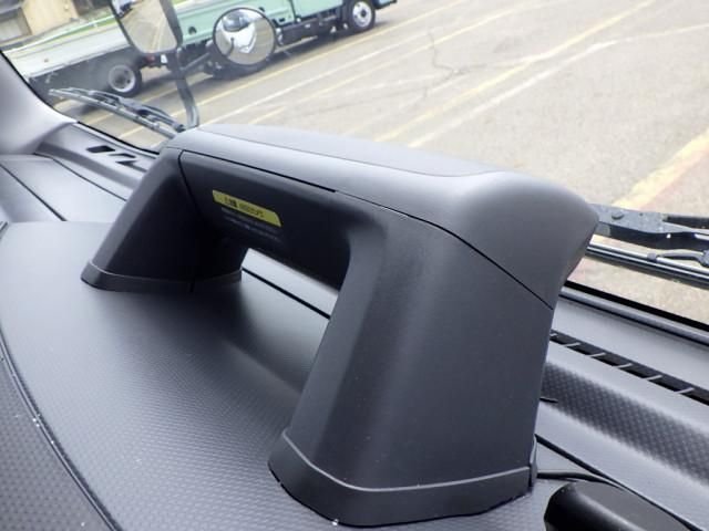 ISUZU ELF 2022 Image 31