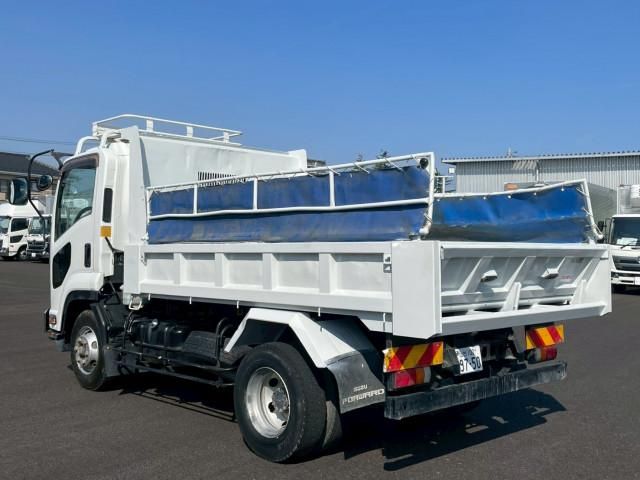 ISUZU FORWARD 2017 Image 31