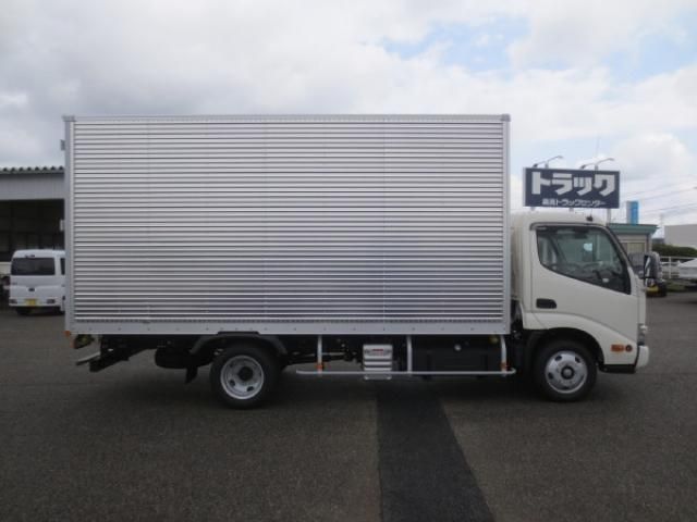 HINO DUTRO 2025 Image 31