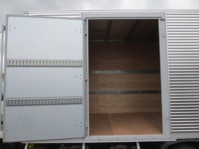 HINO DUTRO 2025 Image 31