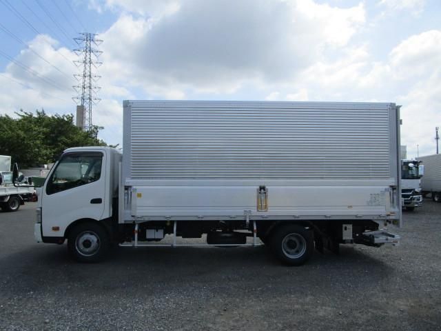 HINO DUTRO 2024 Image 31