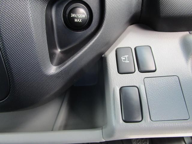 HINO DUTRO 2024 Image 31