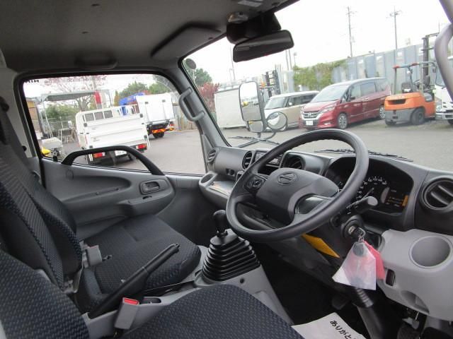 HINO DUTRO 2025 Image 31