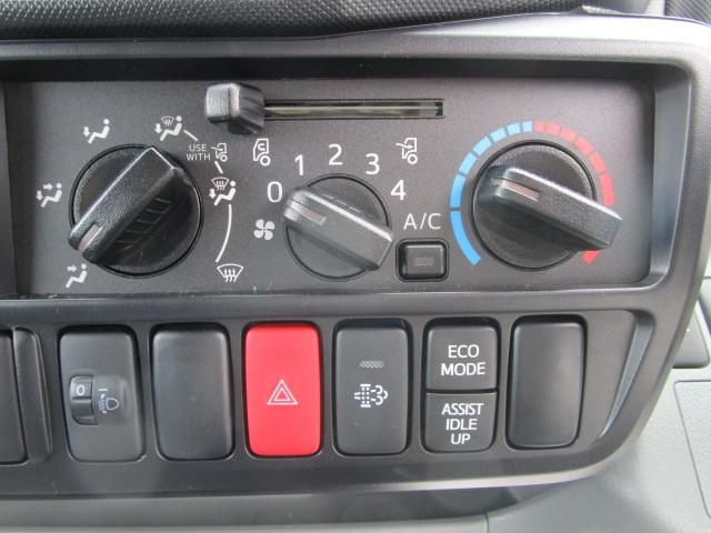 HINO DUTRO 2025 Image 31