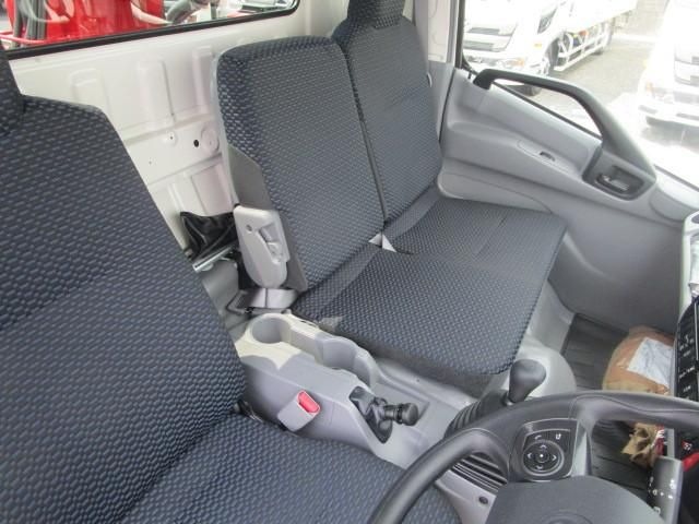 HINO DUTRO 2025 Image 31