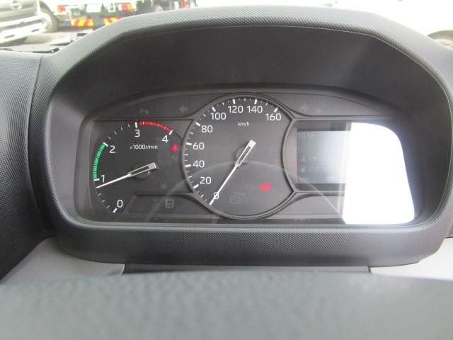 HINO DUTRO 2025 Image 31