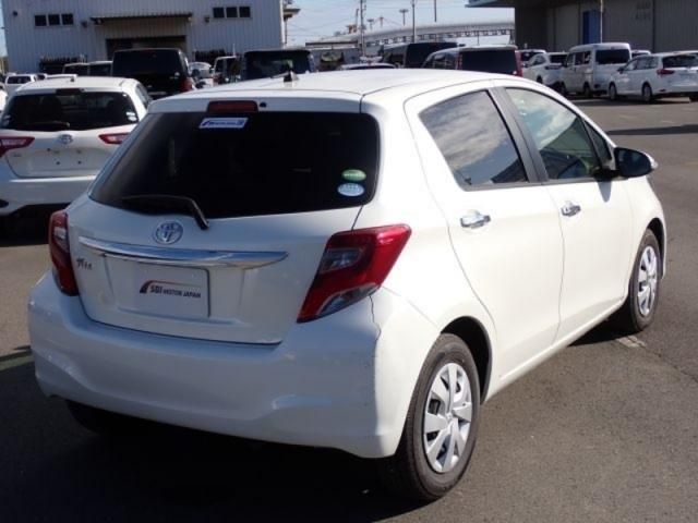TOYOTA VITZ 2016 Image 31