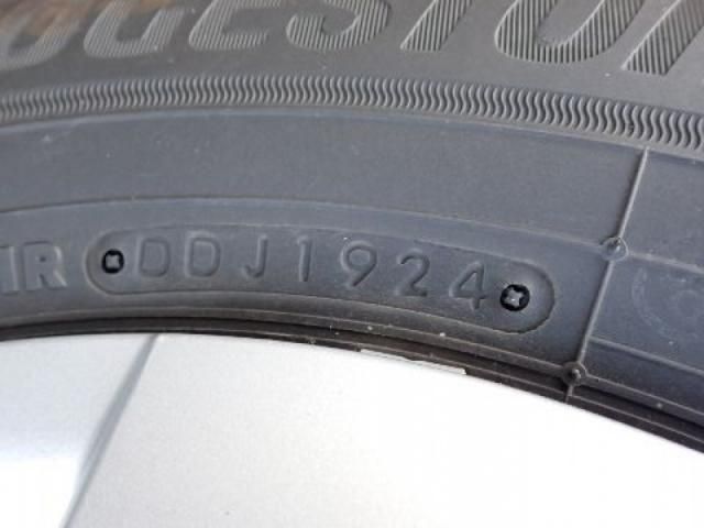 TOYOTA VITZ 2016 Image 31