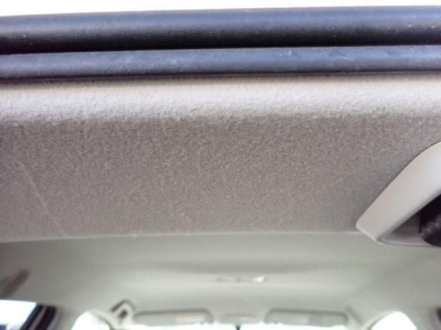 TOYOTA VITZ 2016 Image 31