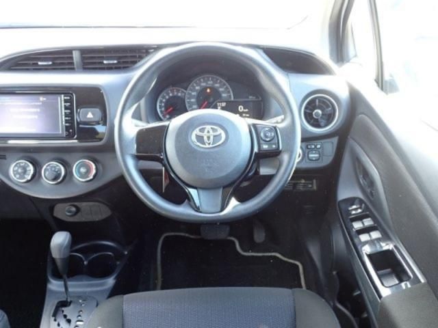 TOYOTA VITZ 2016 Image 31