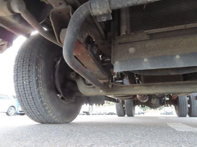 ISUZU  2004 Image 31