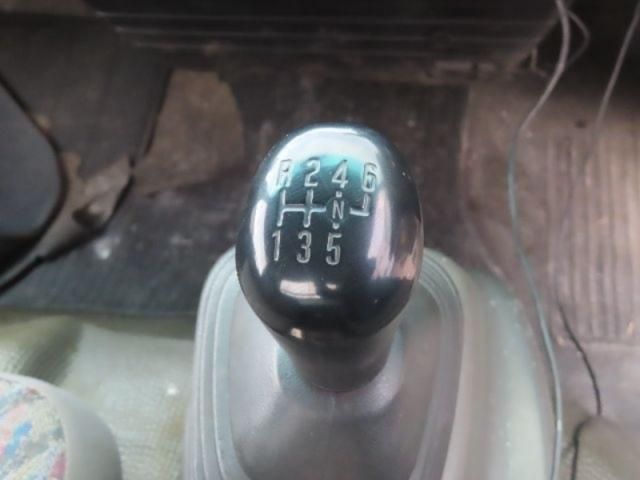 ISUZU  2004 Image 31