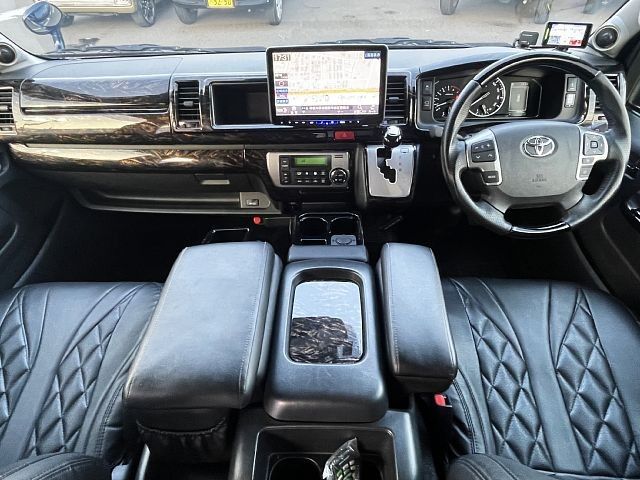 TOYOTA HIACE WAGON 2020 Image 31