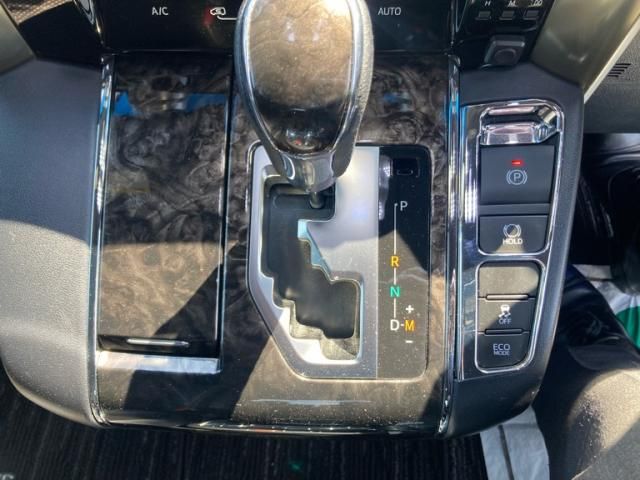 TOYOTA ALPHARD 2021 Image 31