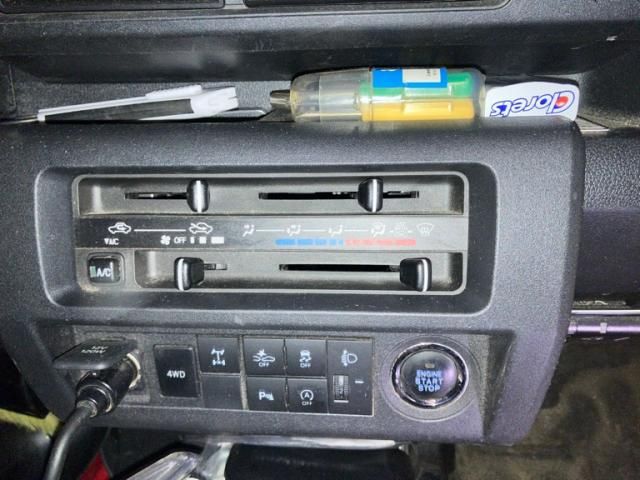 TOYOTA PIXIS TRUCK 4WD 2022 Image 31