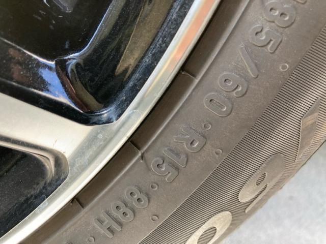 TOYOTA SIENTA HYBRID 2015 Image 31