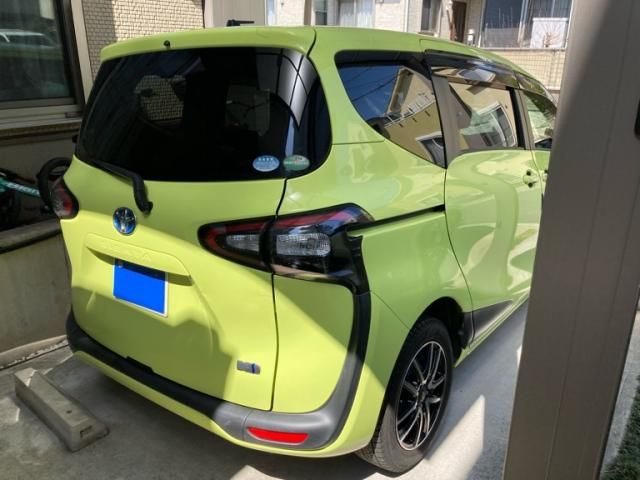 TOYOTA SIENTA HYBRID 2015 Image 31