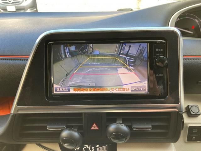 TOYOTA SIENTA HYBRID 2015 Image 31