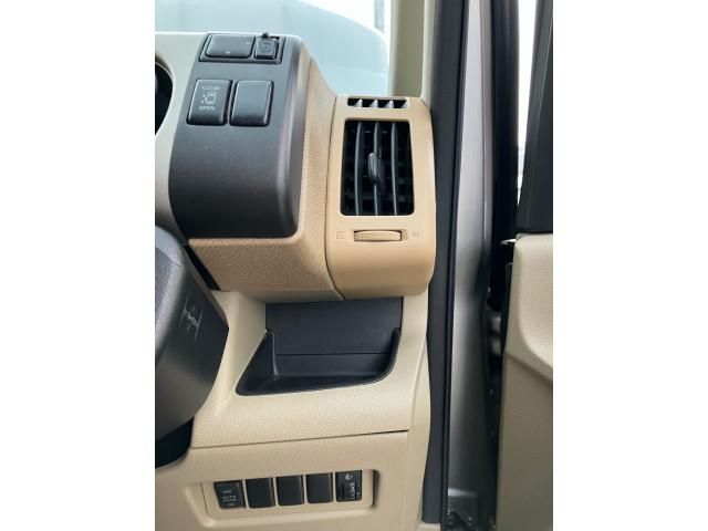 NISSAN SERENA  WG 4WD 2007 Image 31