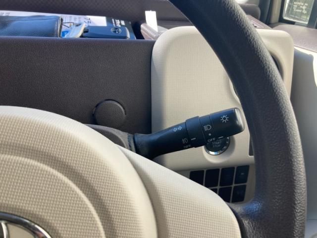 TOYOTA PORTE 2013 Image 31