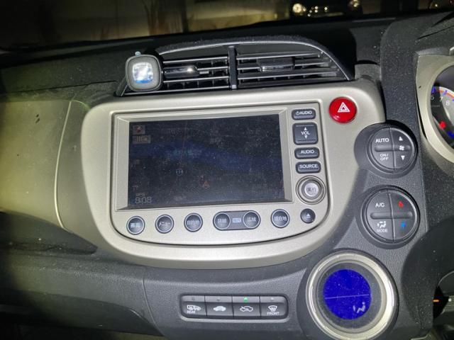 HONDA FIT HYBRID 2013 Image 31