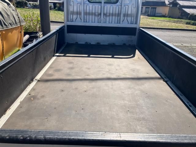 TOYOTA DYNA 2004 Image 31