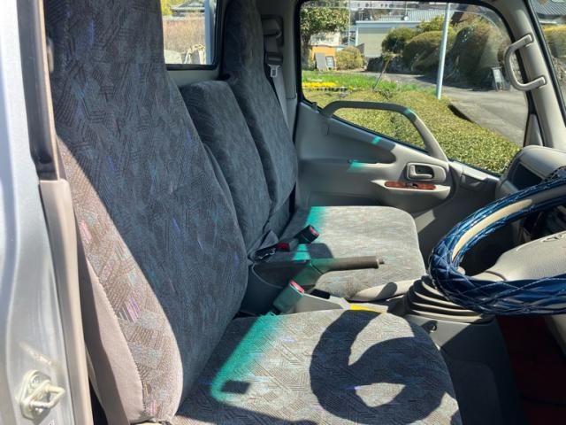 TOYOTA DYNA 2004 Image 31