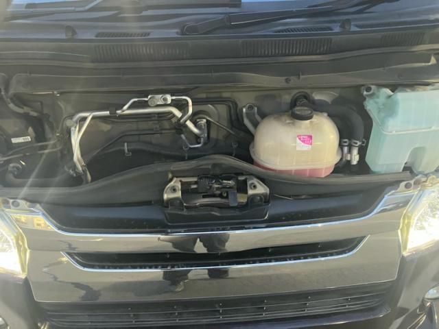 TOYOTA HIACE VAN 2WD 2017 Image 31