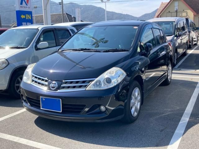 NISSAN TIIDA 2010 Image 31