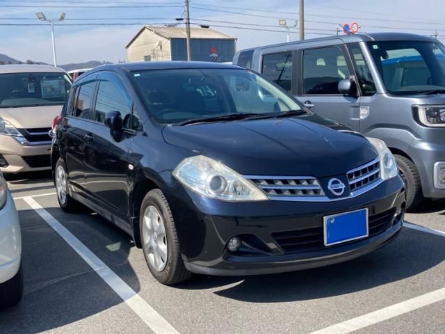 NISSAN TIIDA 2010 Image 31