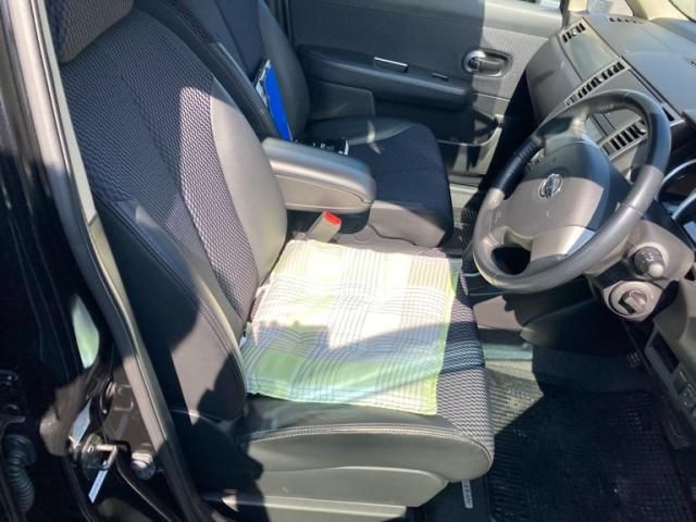 NISSAN TIIDA 2010 Image 31