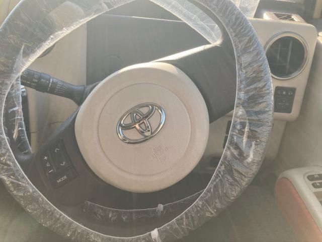 TOYOTA PORTE 2012 Image 31