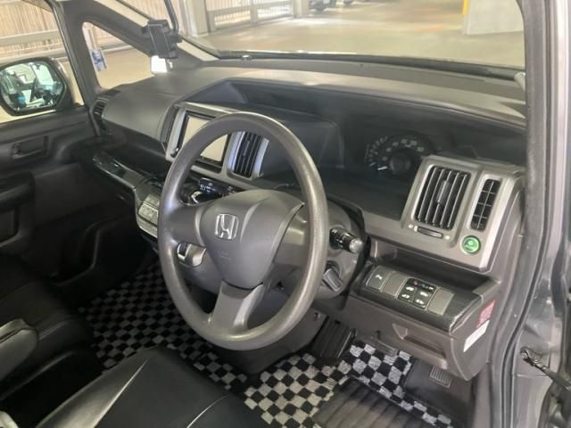 HONDA STEPWAGON 2011 Image 31