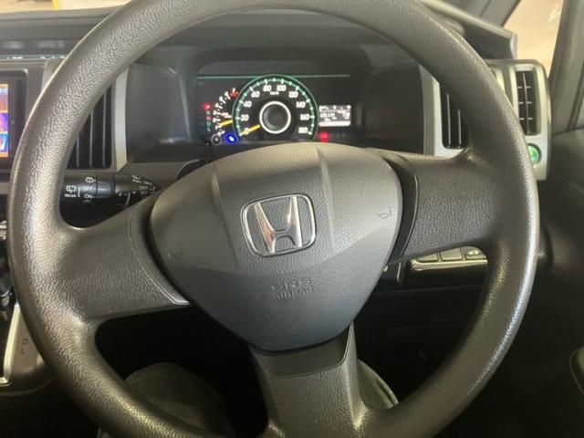 HONDA STEPWAGON 2011 Image 31