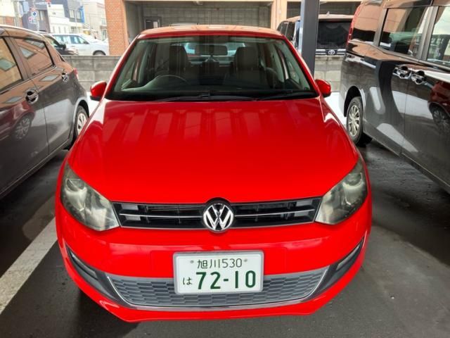 VOLKSWAGEN POLO 2011 Image 31